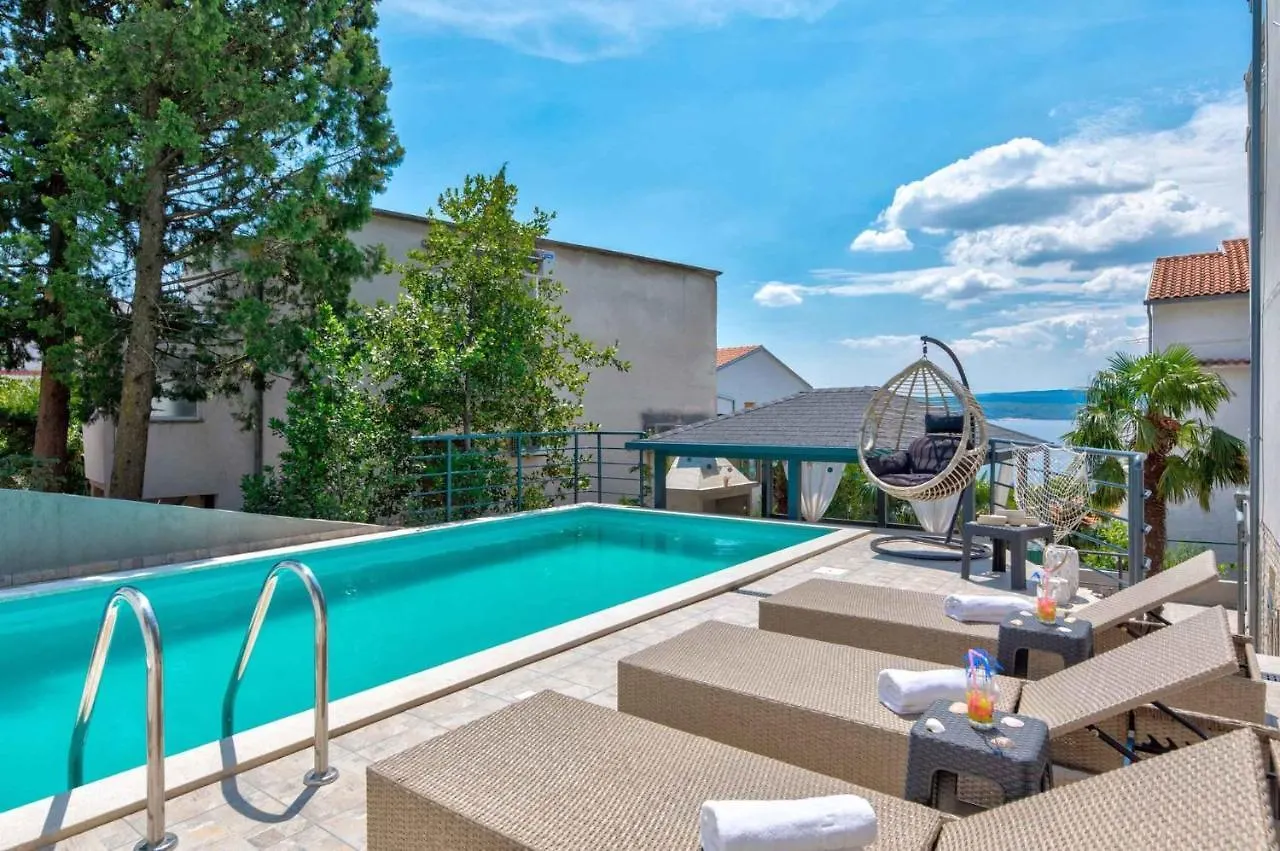 One-Bedroom Apartment In Crikvenica Xxxi Dramalj Croaţia