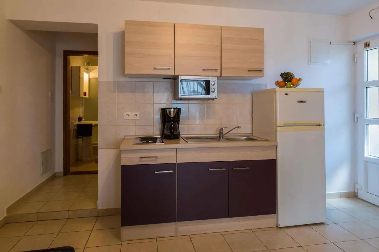 One-Bedroom Apartment In Crikvenica Xxxi Dramalj