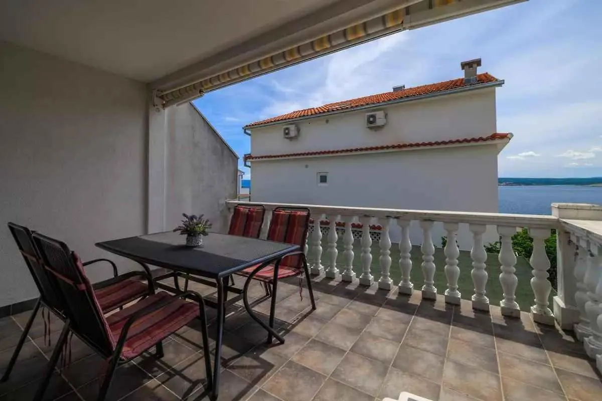 One-Bedroom Apartment In Crikvenica Xxxi Dramalj